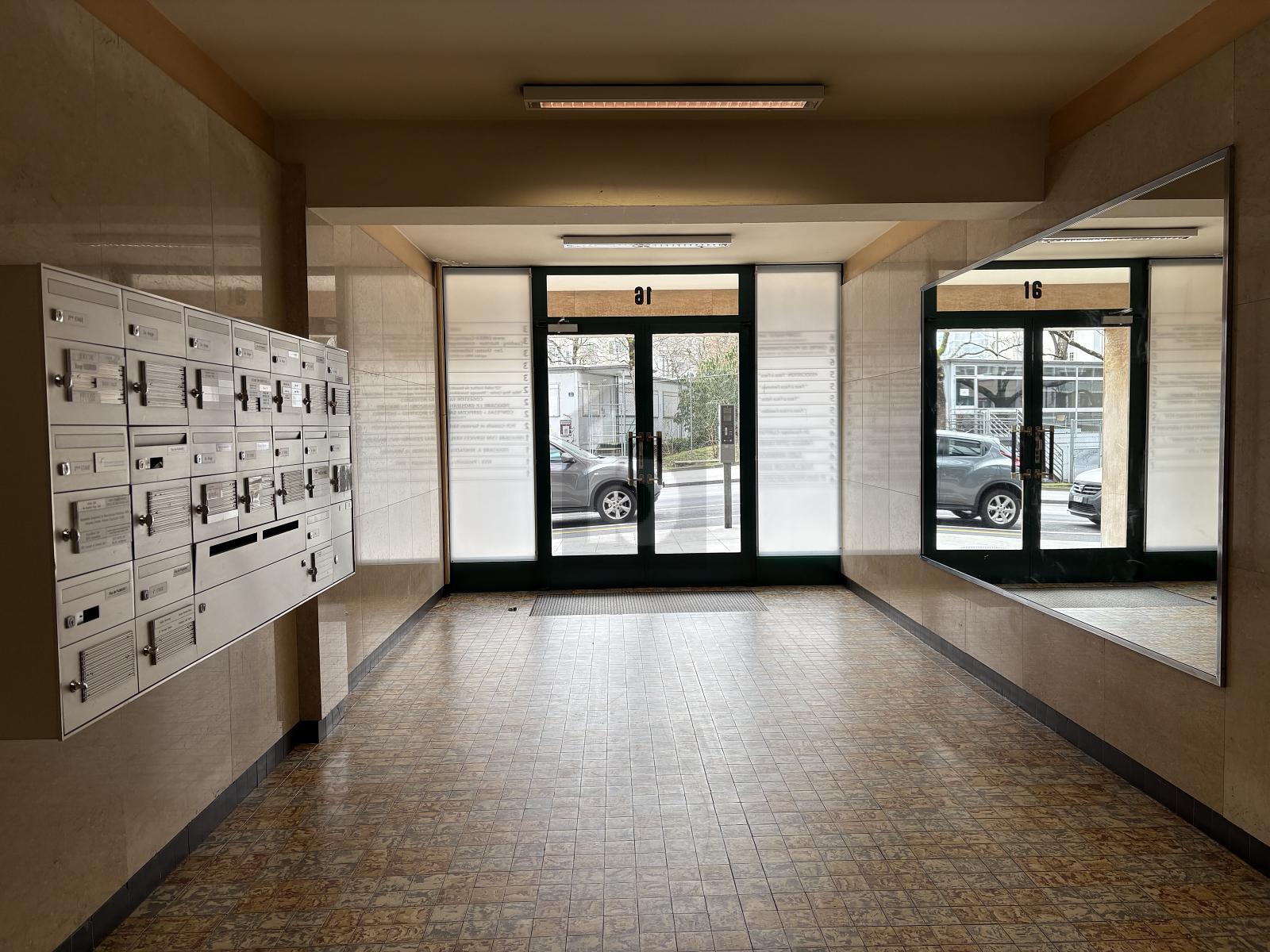 RENOVE PROCHE DE LA GARE DE CORNAVIN - 1