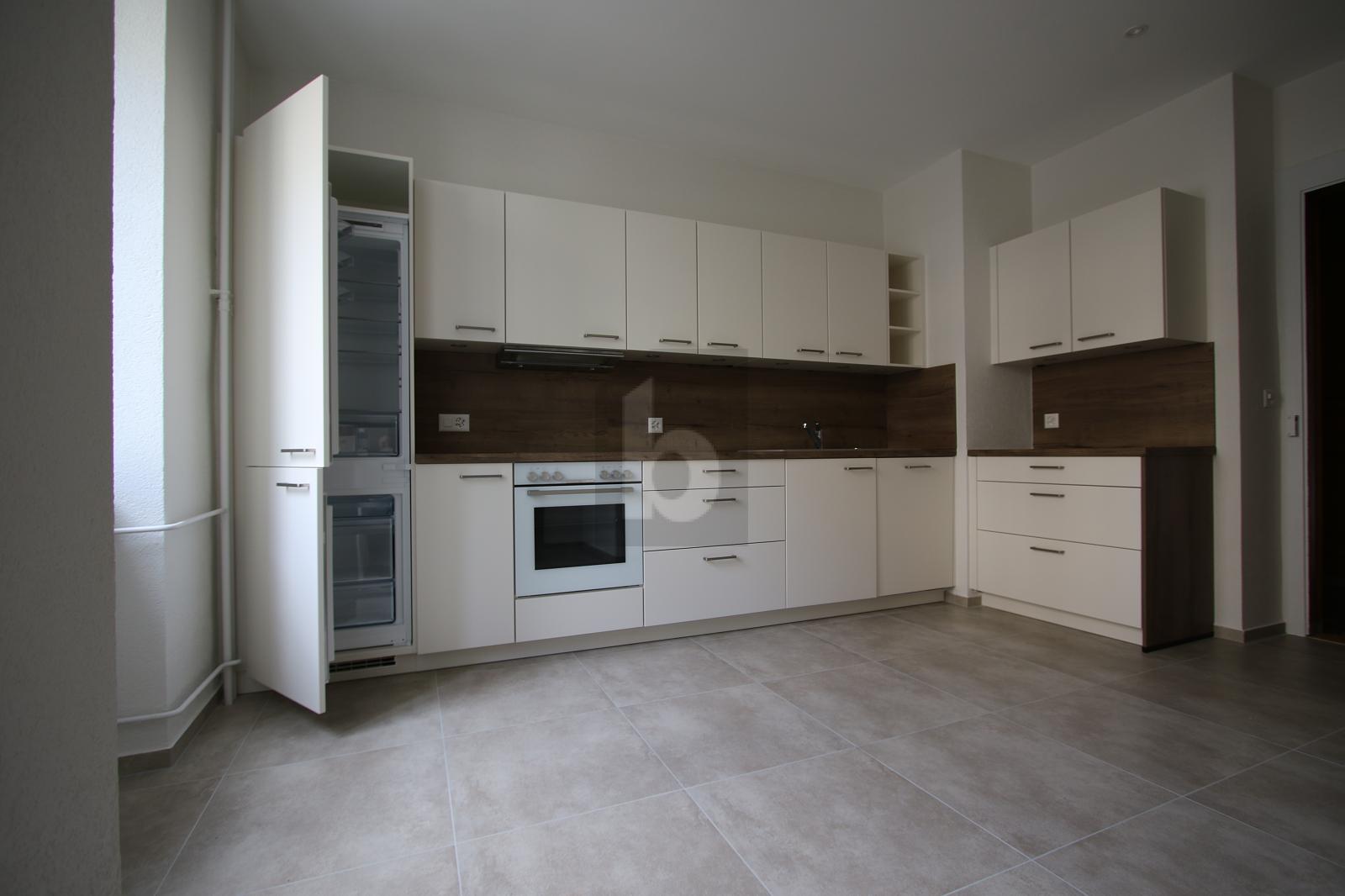 DANS UN QUARTIER TRANQUILLE PROCHE DU CENTRE - 1