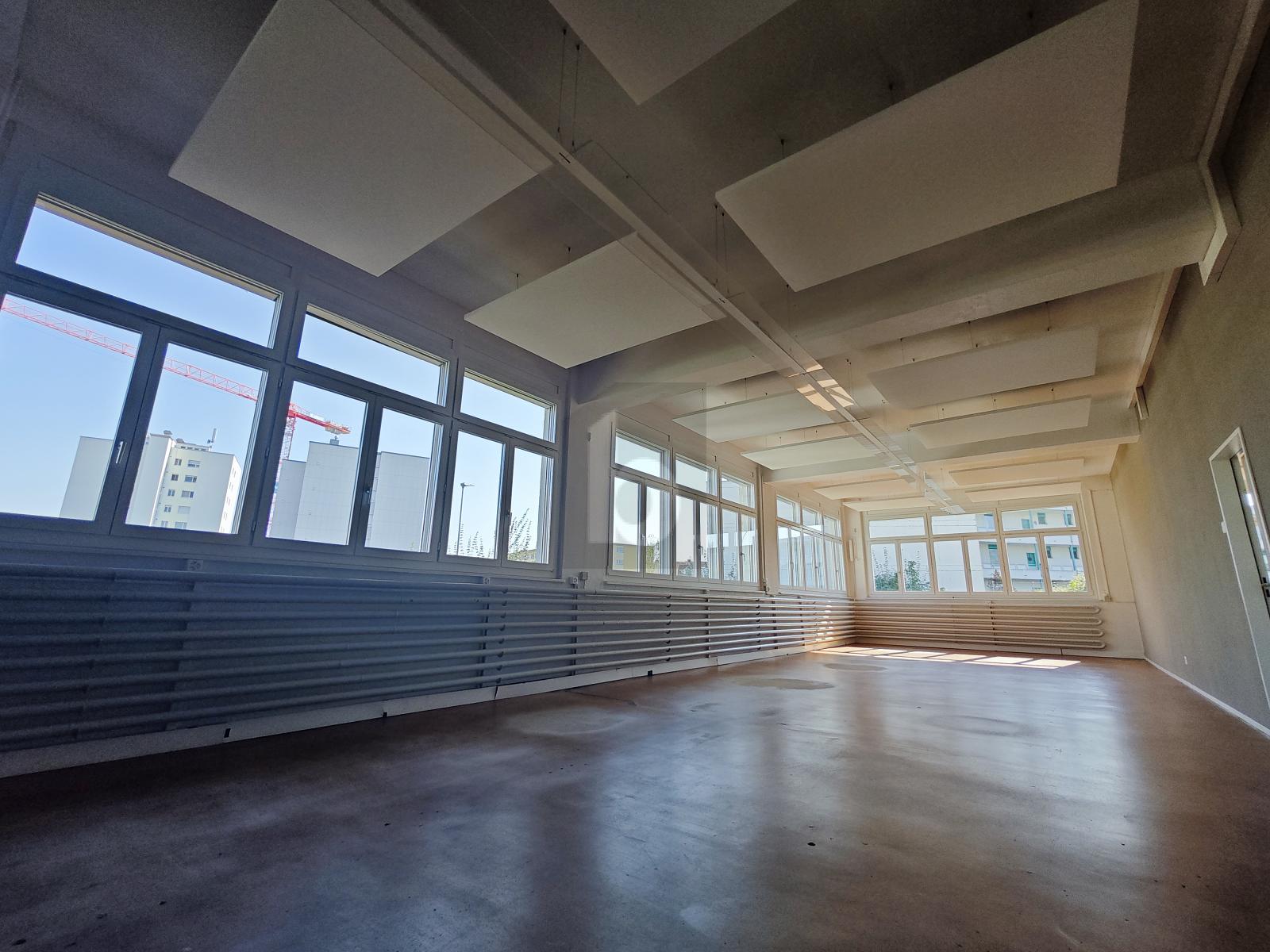 GROSS, VIELFÄLTIG NUTZBAR, AN ZENTRALER LAGE - 0