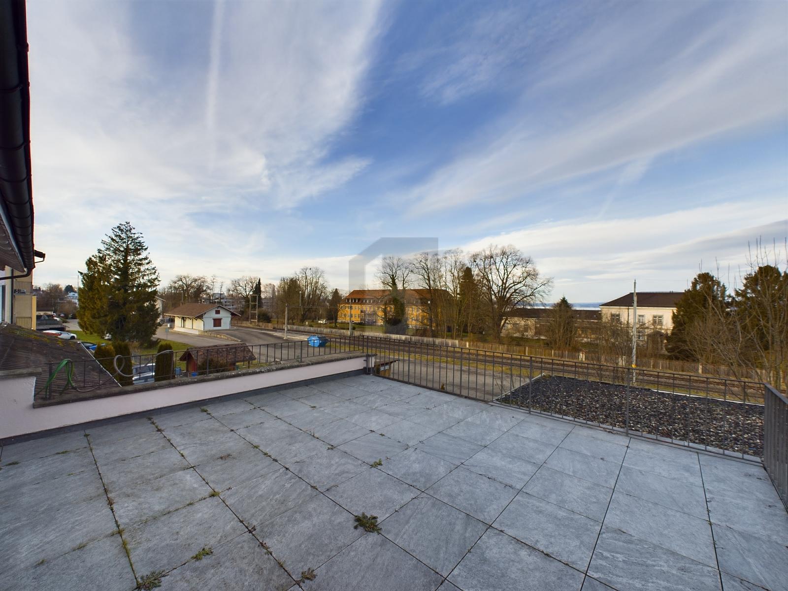 MODERN UND GROSSZÜGIG - 0