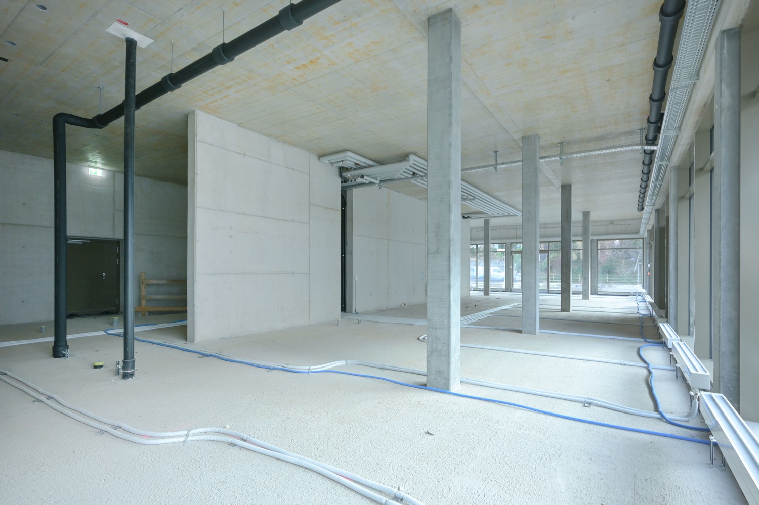 Gewerbe- oder Büro am Bahnhof Altdorf... - 9