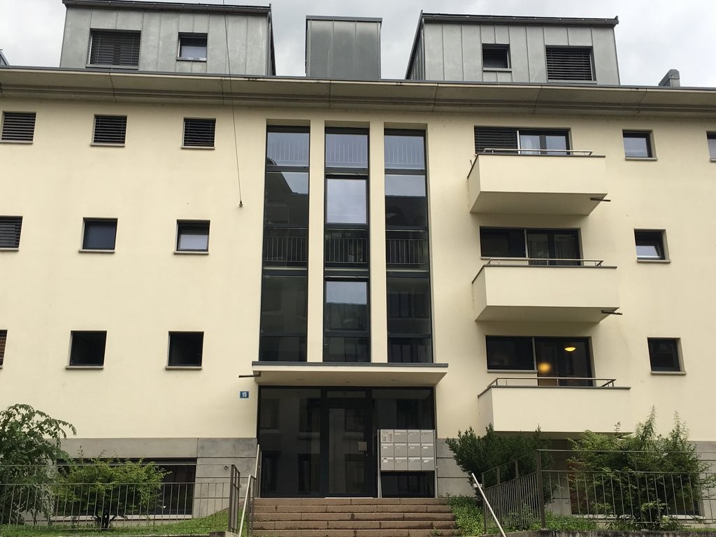 Einstellplätze Nähe Bahnhof Enge - 0