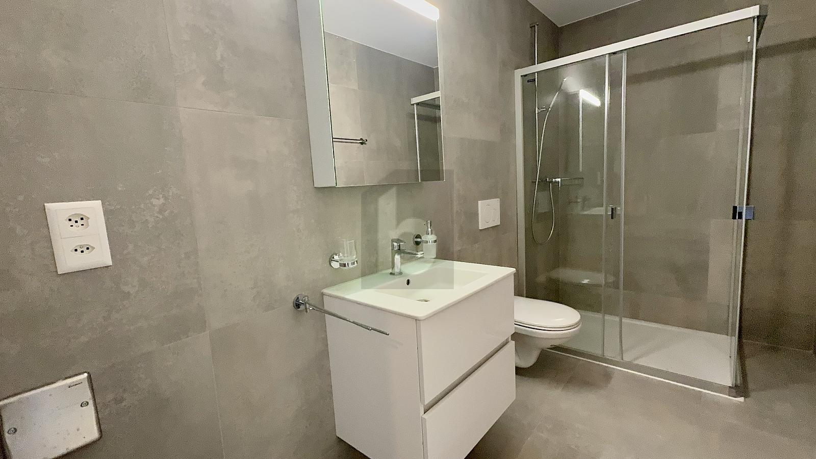 NEUF ET IDÉALEMENT SITUÉ AVEC BALCON DE 18M2 - 3