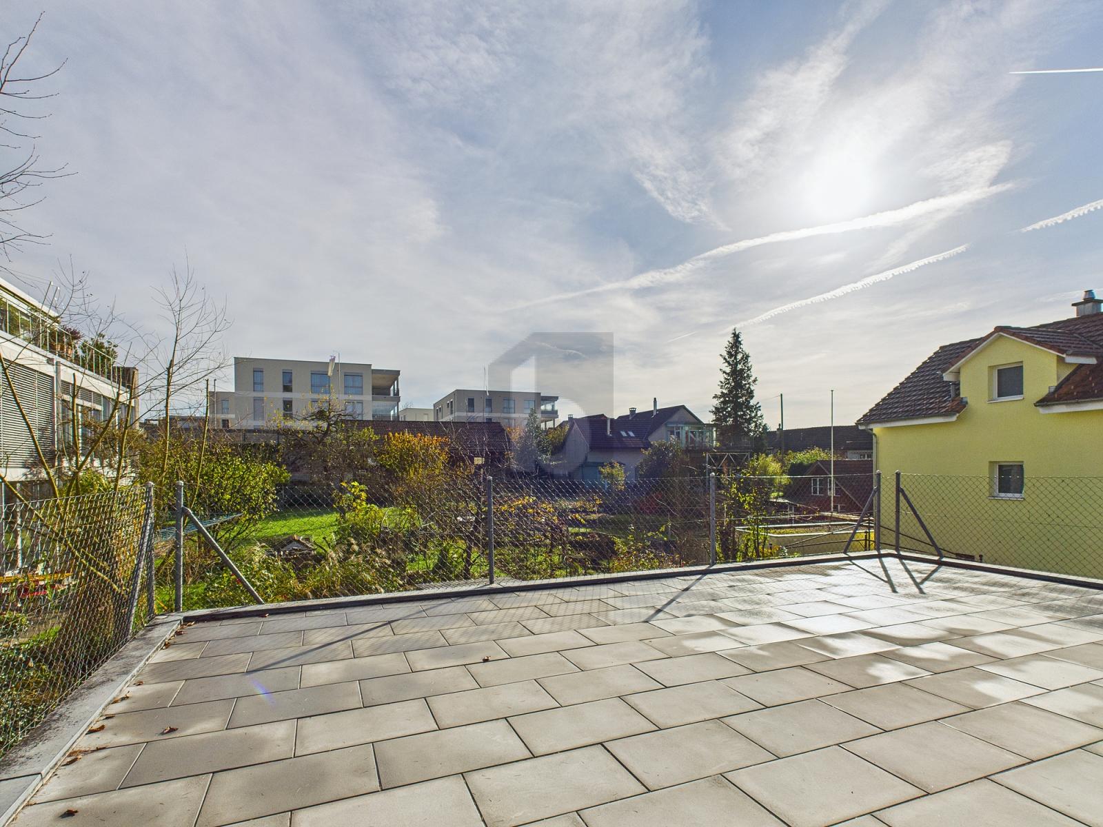 FEELING WIE IM EINFAMILIENHAUS MIT SONNENTERRASSE - 0