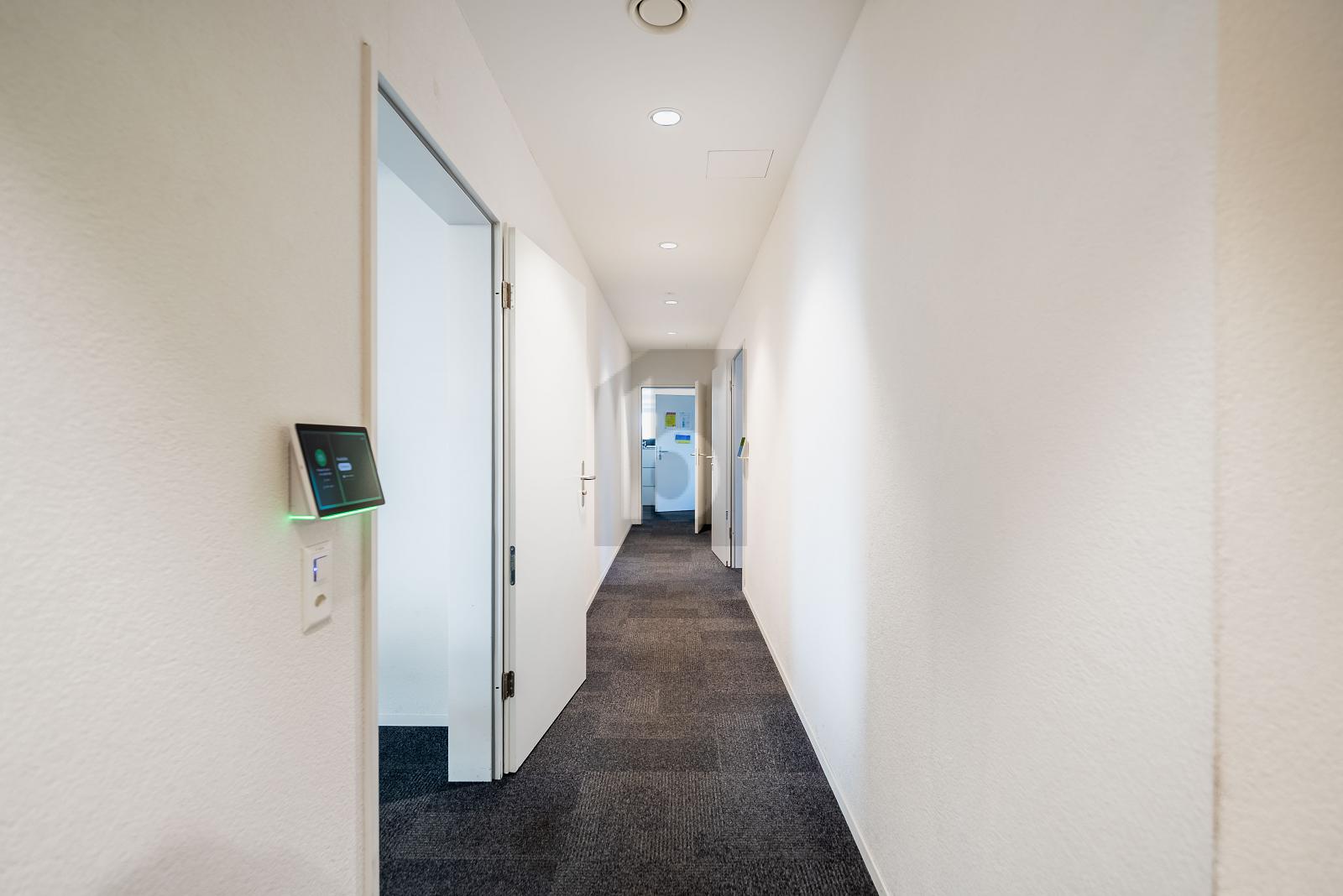 VIELFÄLTIG NUTZBAR, ZENTRAL MIT SEESICHT - 3