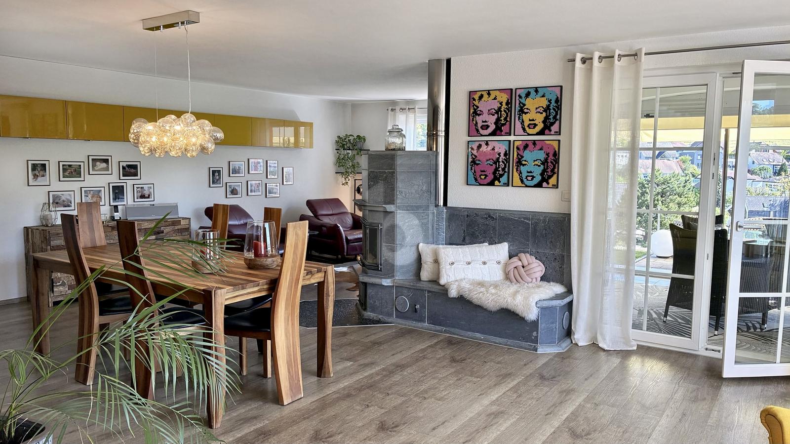 GROSSZÜGIG MIT SAUNA, POOL UND GARTEN - 1