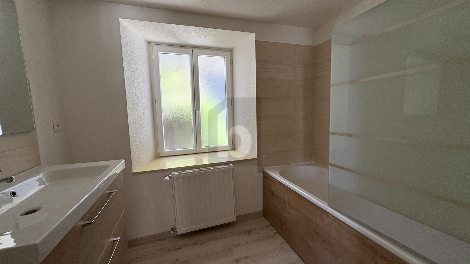 PROCHE DE LA GARE ET DES COMMERCES - 3