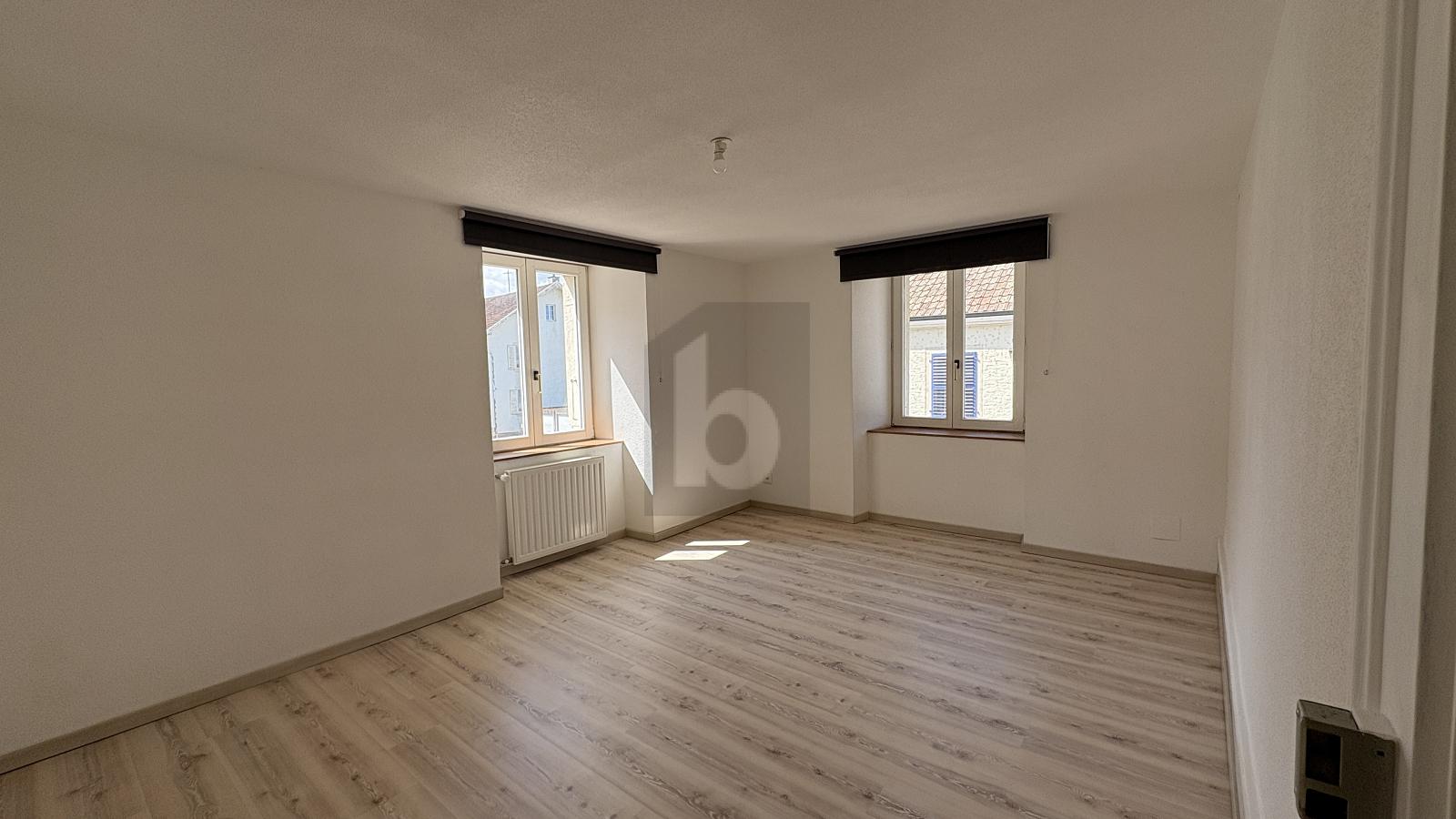 PROCHE DE LA GARE ET DES COMMERCES - 4