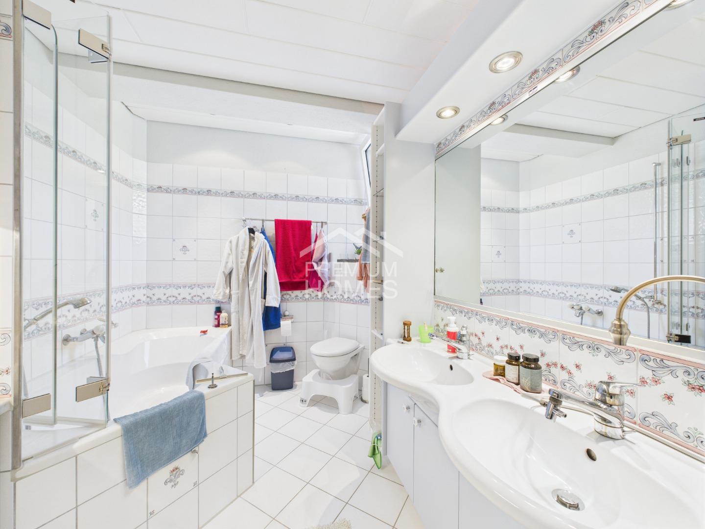 Unikat mit grosser Baulandreserve - 6