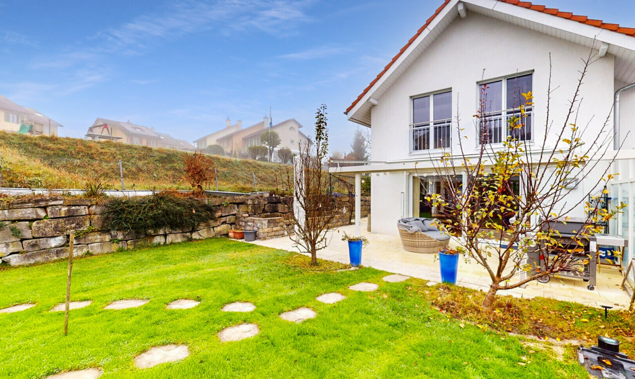 Eckreihenhaus in Emmenbrücke - 0