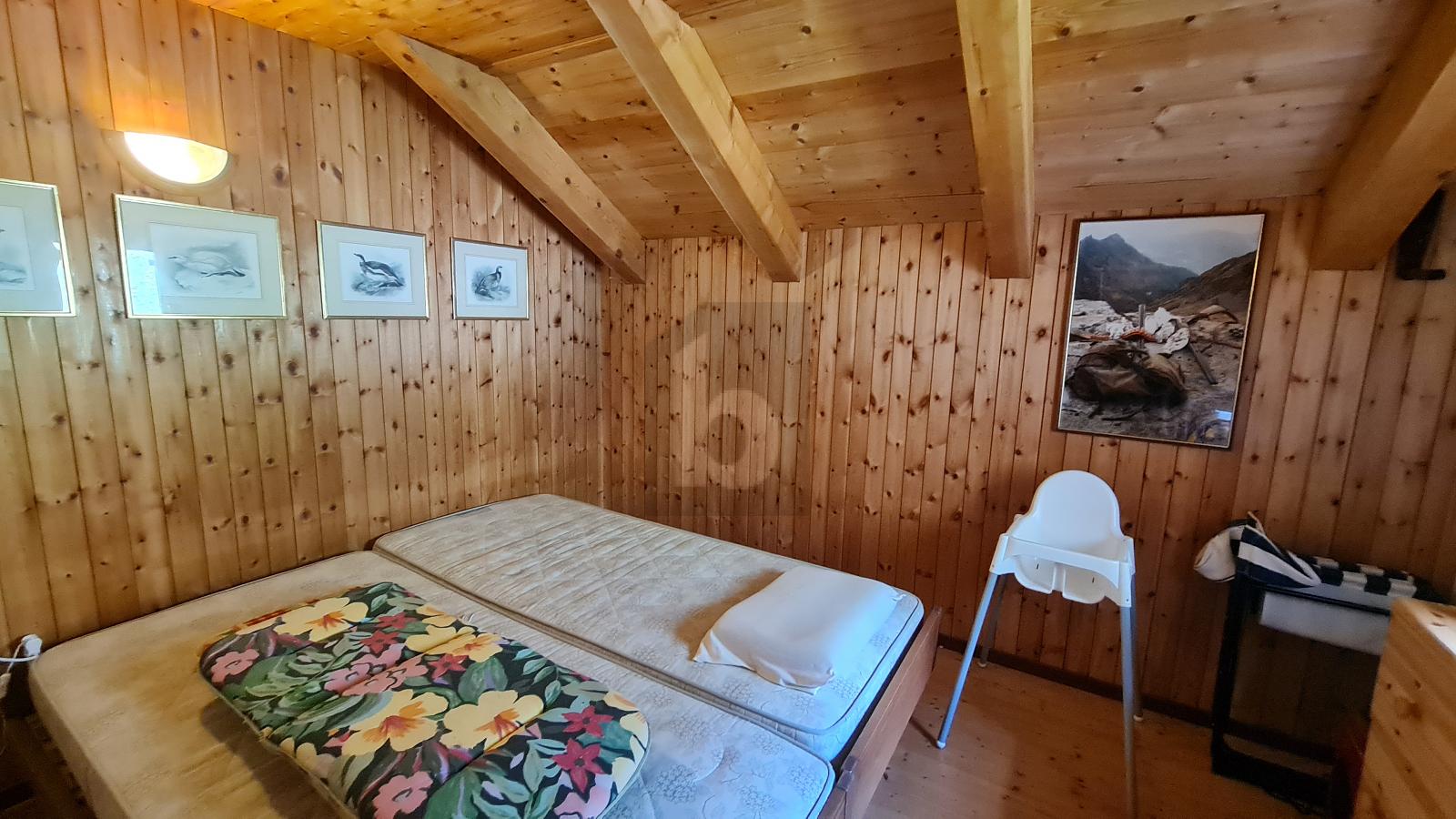 TRA LA NATURA, CON VISTA SUL PAESAGGIO - 4