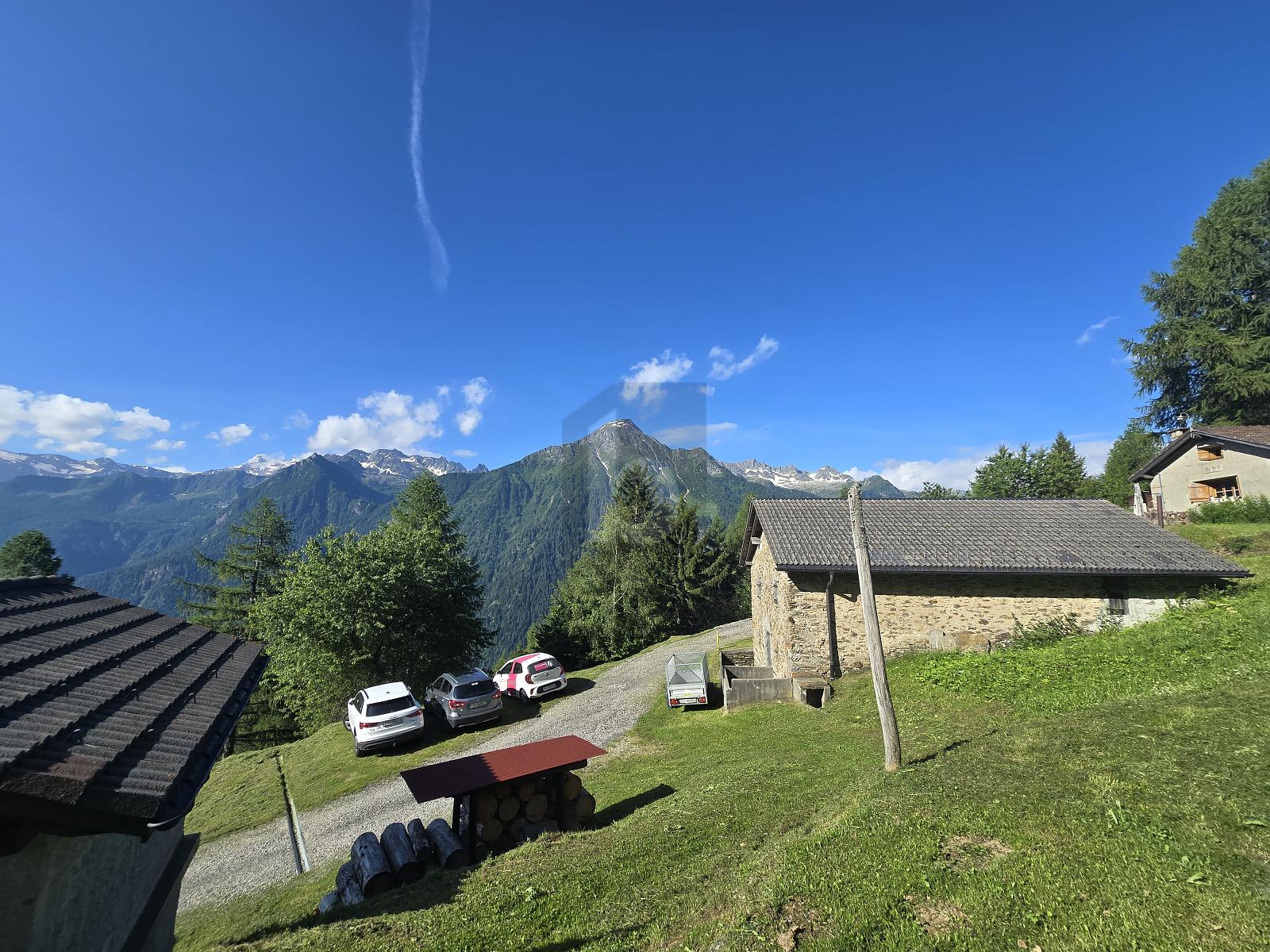 IN POSIZIONE SOLEGGIATA DA RISTRUTTURARE - 1