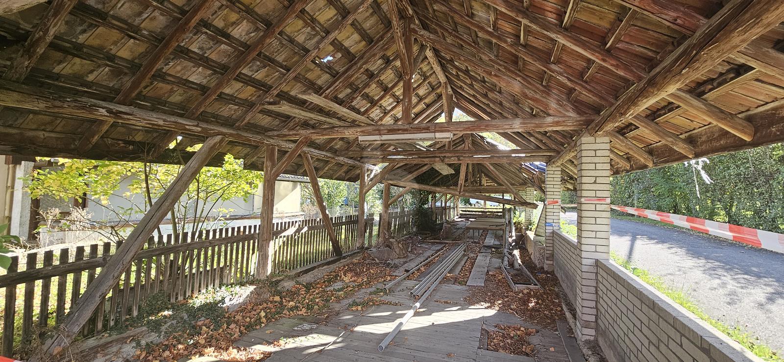 GRAND POTENTIEL SUR UN TERRAIN DE 2400 M² - 4