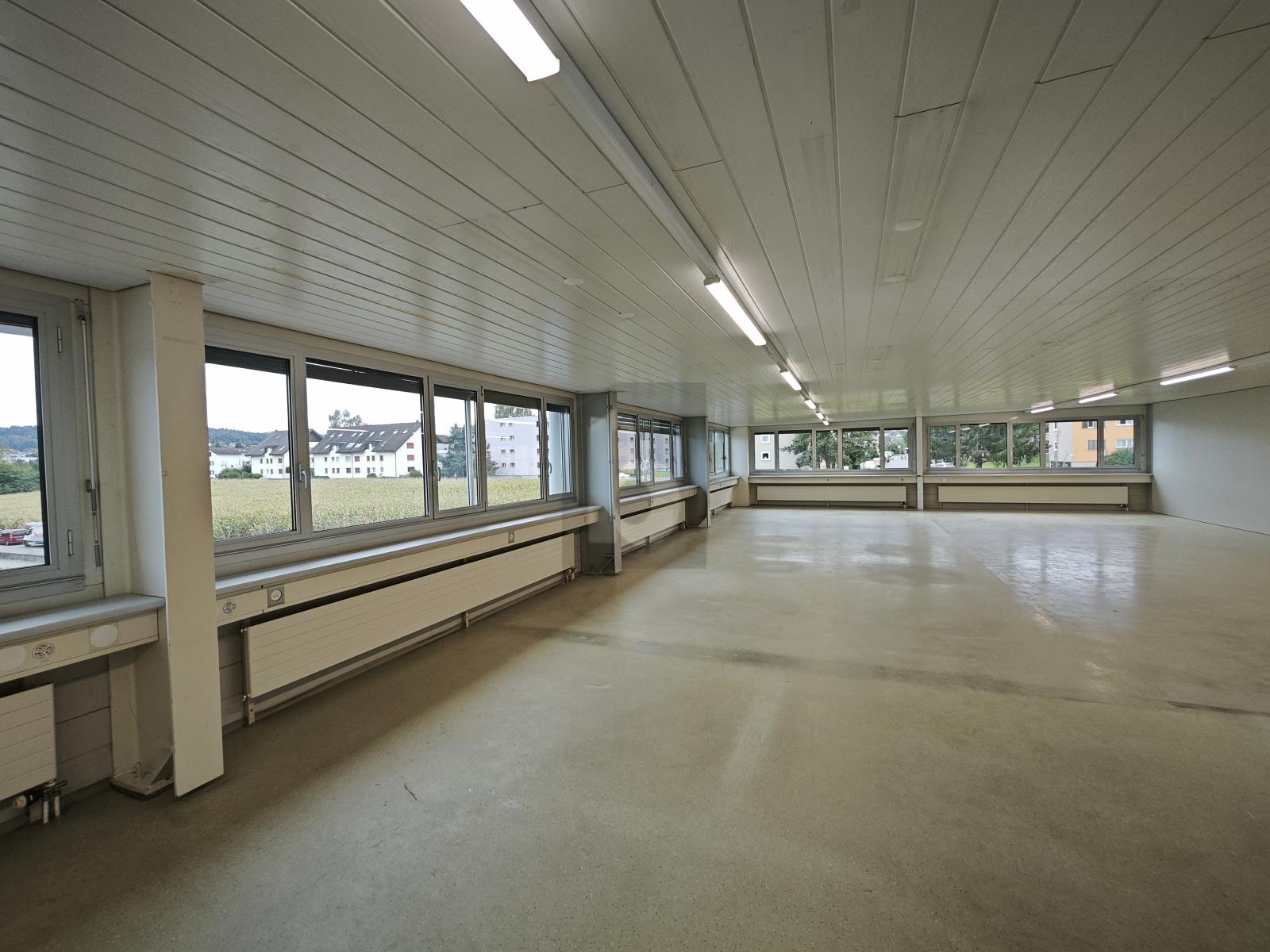 ZENTRAL UND GROSSZÜGIG - 2