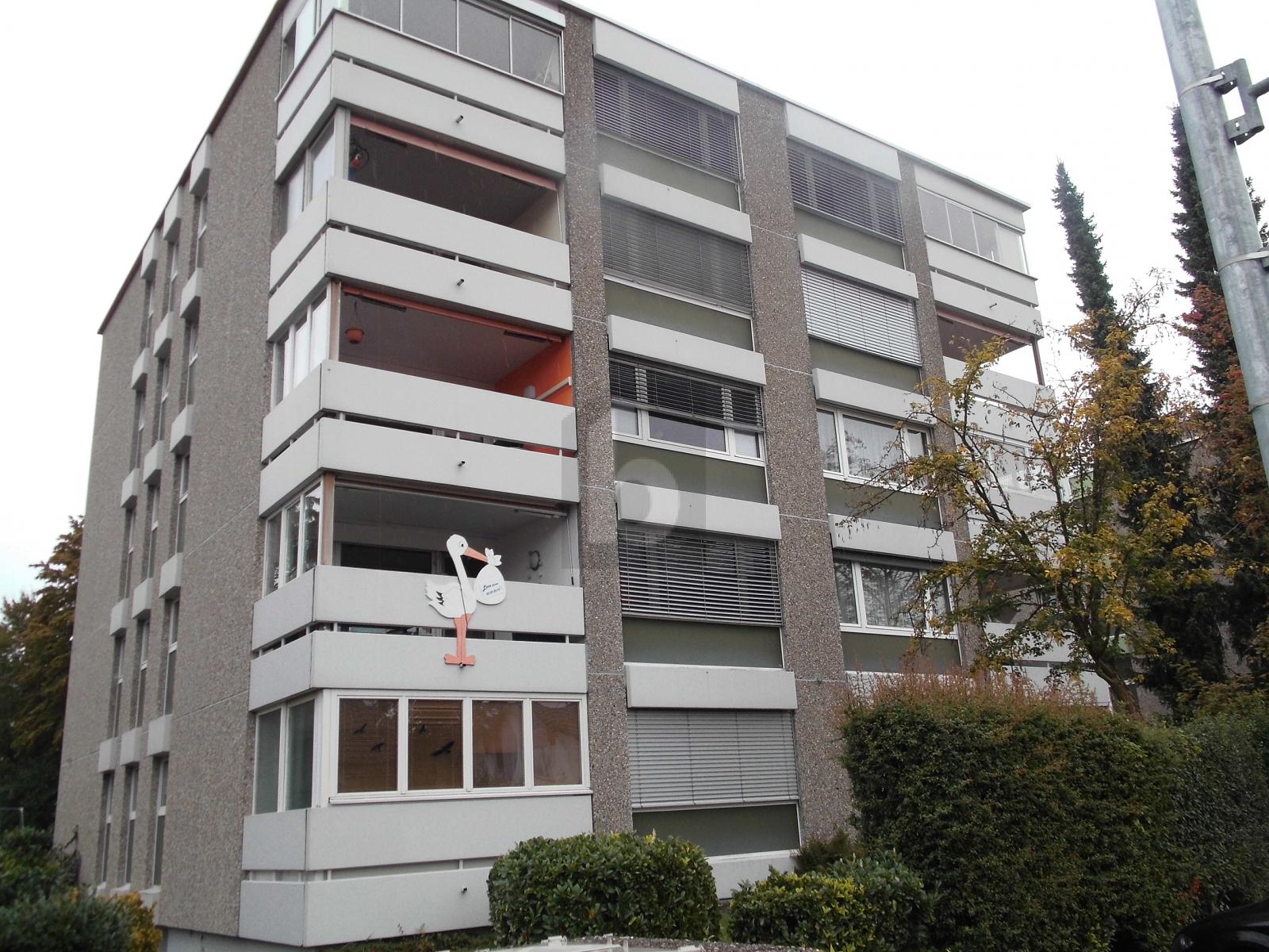 GEMÜTLICHES BIJOUX MIT PLATZ FÜR DIE GANZE FAMILIE - 0