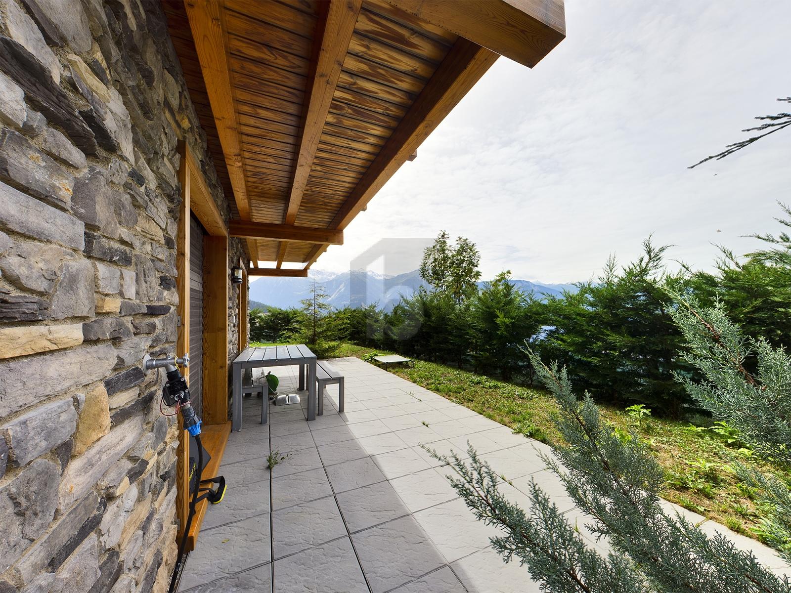 VIEL SONNENSCHEIN UND HERRLICHER AUSBLICK - 0