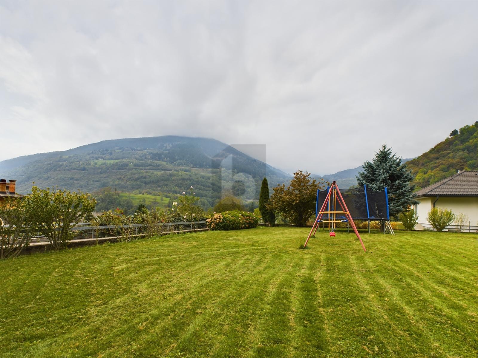 SPAZIOSA E SOLEGGIATA, CON GIARDINO - 1