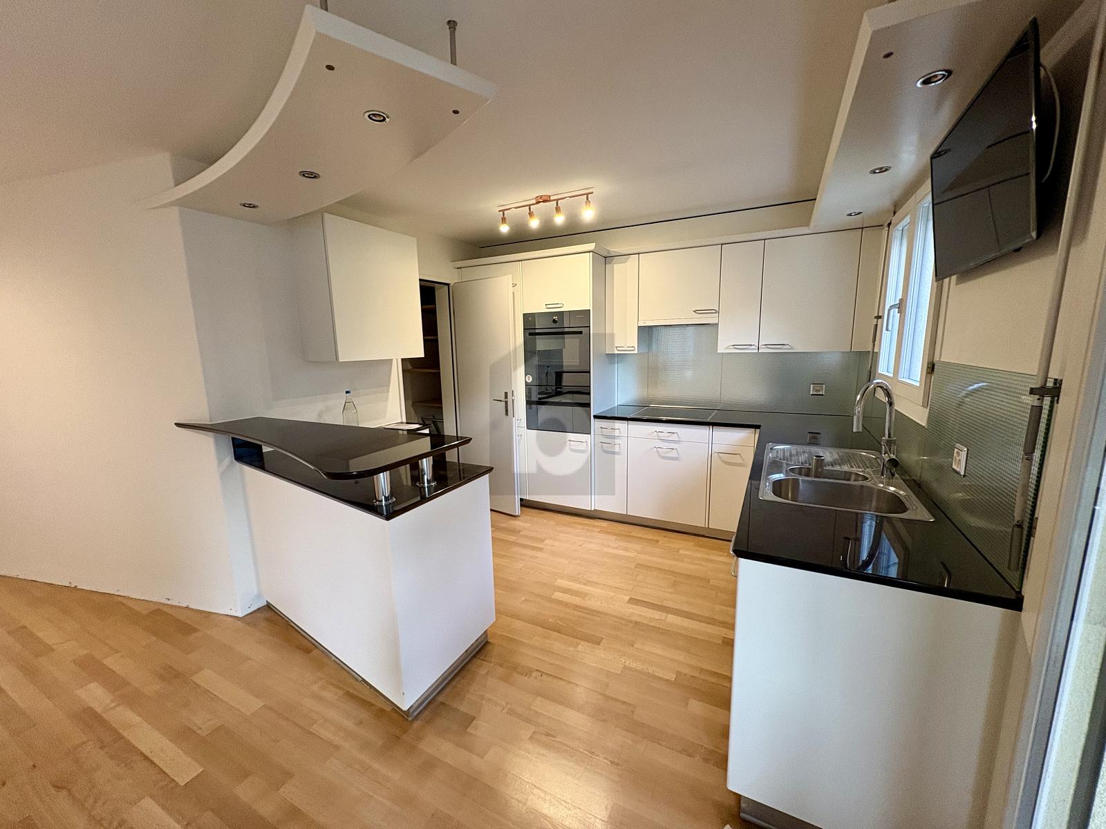 RUHIG, ZENTRAL UND MIT SEESICHT - 2