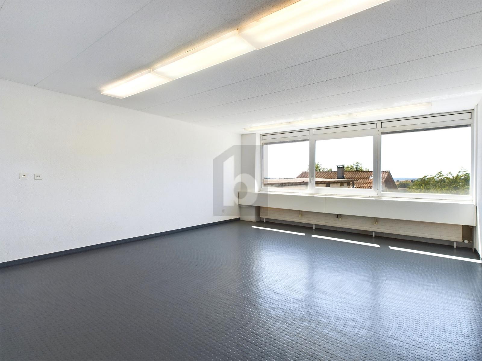 AN ZENTRALER LAGE NAHE AUTOBAHN! - 3