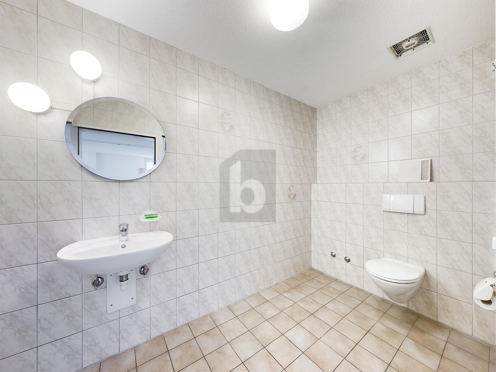 RUHIGE LAGE MIT GUTER ANBINDUNG - 3