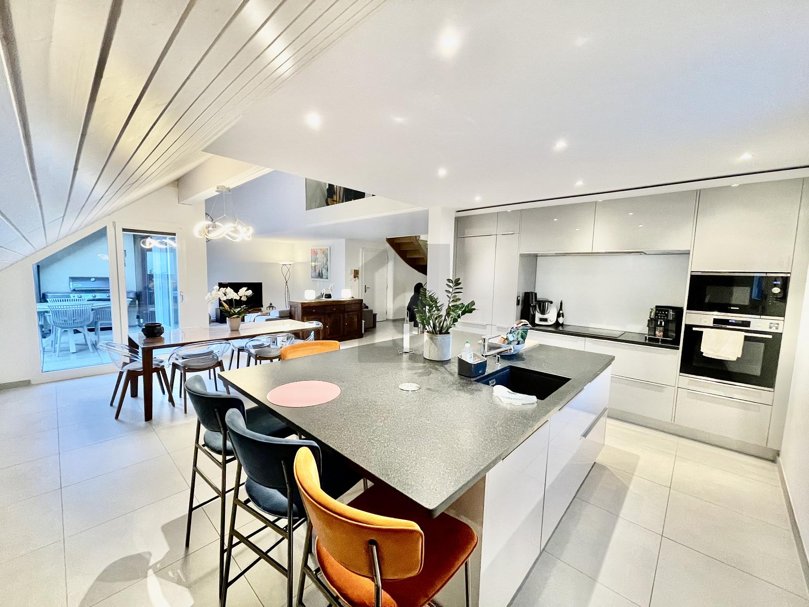 MAGNIFIQUE, SPACIEUX ET MODERNE - 1