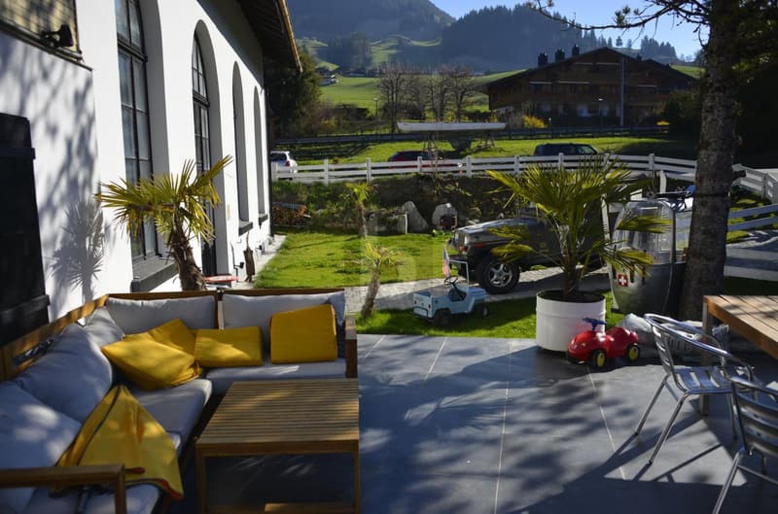 BEAUCOUP D'ESPACE AVEC UN FLAIR D'ARTISTE - 2