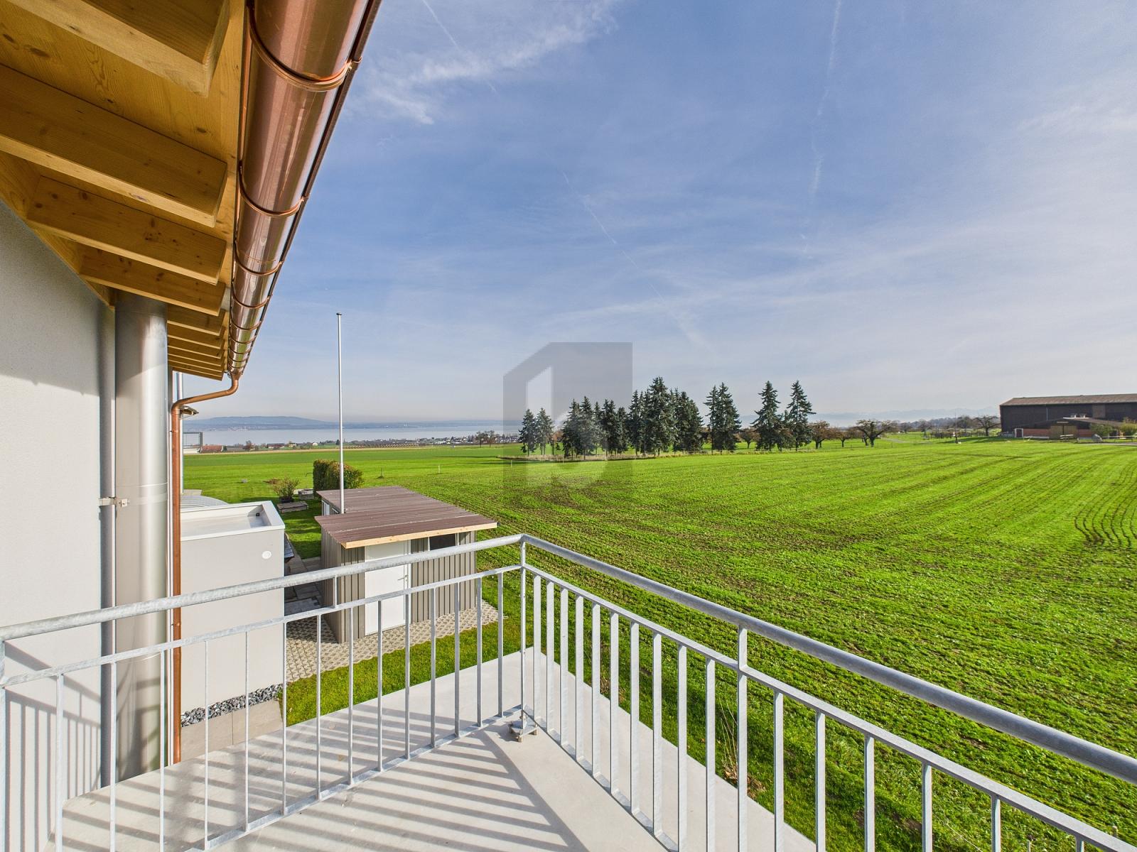 MODERNES PARADIES IM LÄNDLICHEN GRÜN - 0