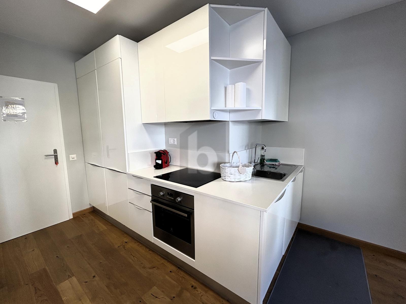 HERRLICHE BERGSICHT IN SEENÄHE - 2