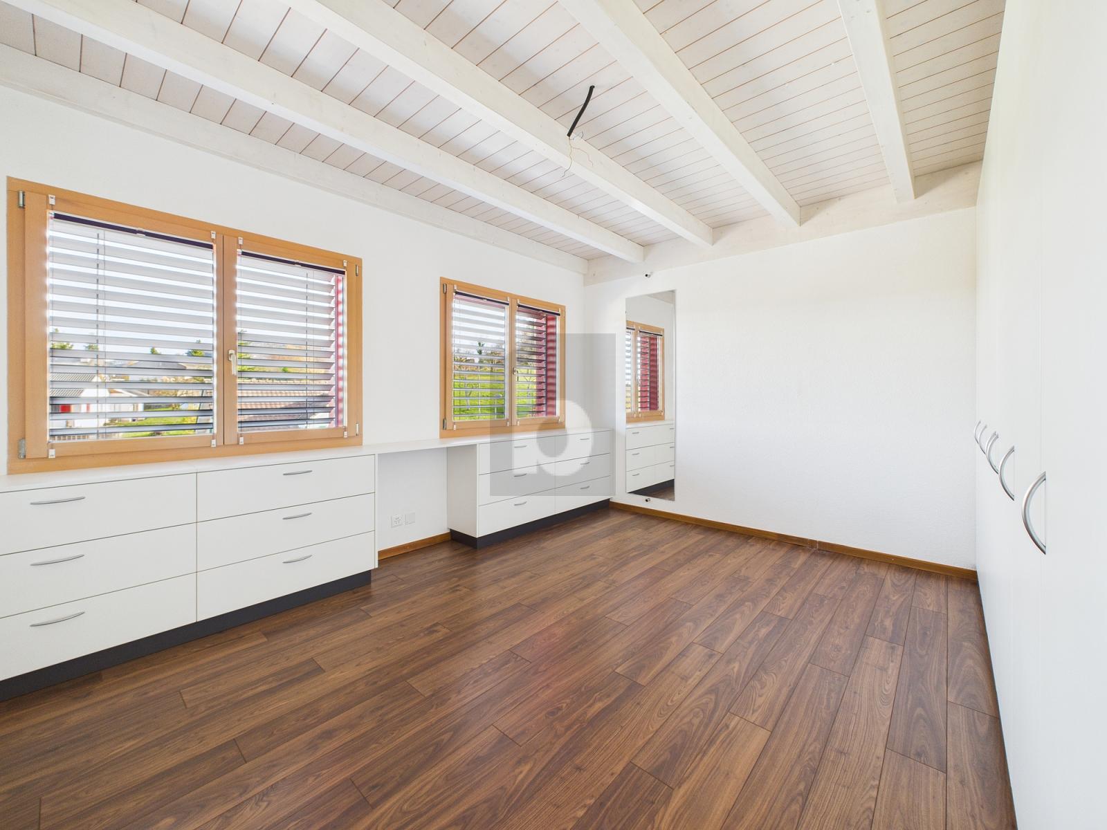 HOHE RÄUME MIT SONNIGER TERRASSE! - 3