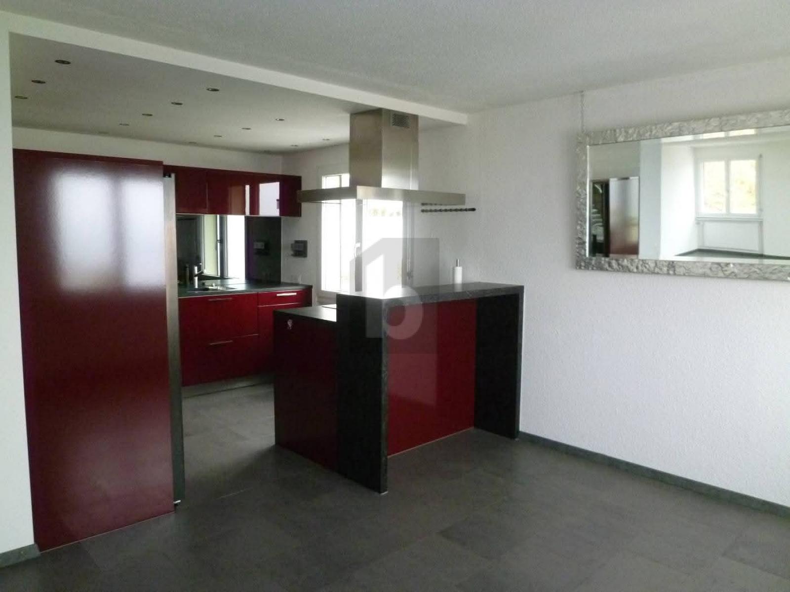 FRISCH RENOVIERT MIT WUNDERBARER AUSSICHT - 4