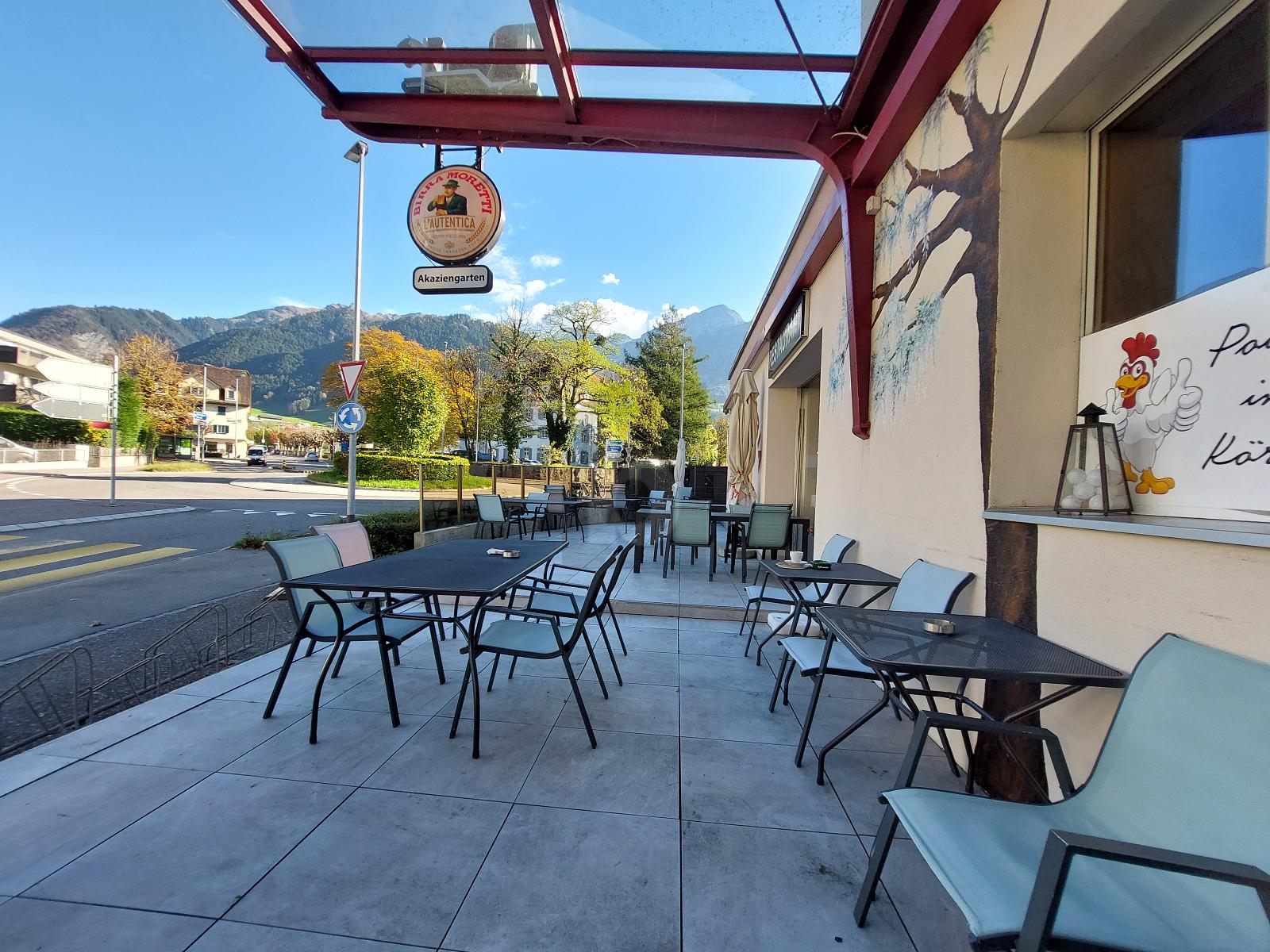 STILVOLL RENOVIERT MIT TERRASSE AN ZENTRALER LAGE! - 0