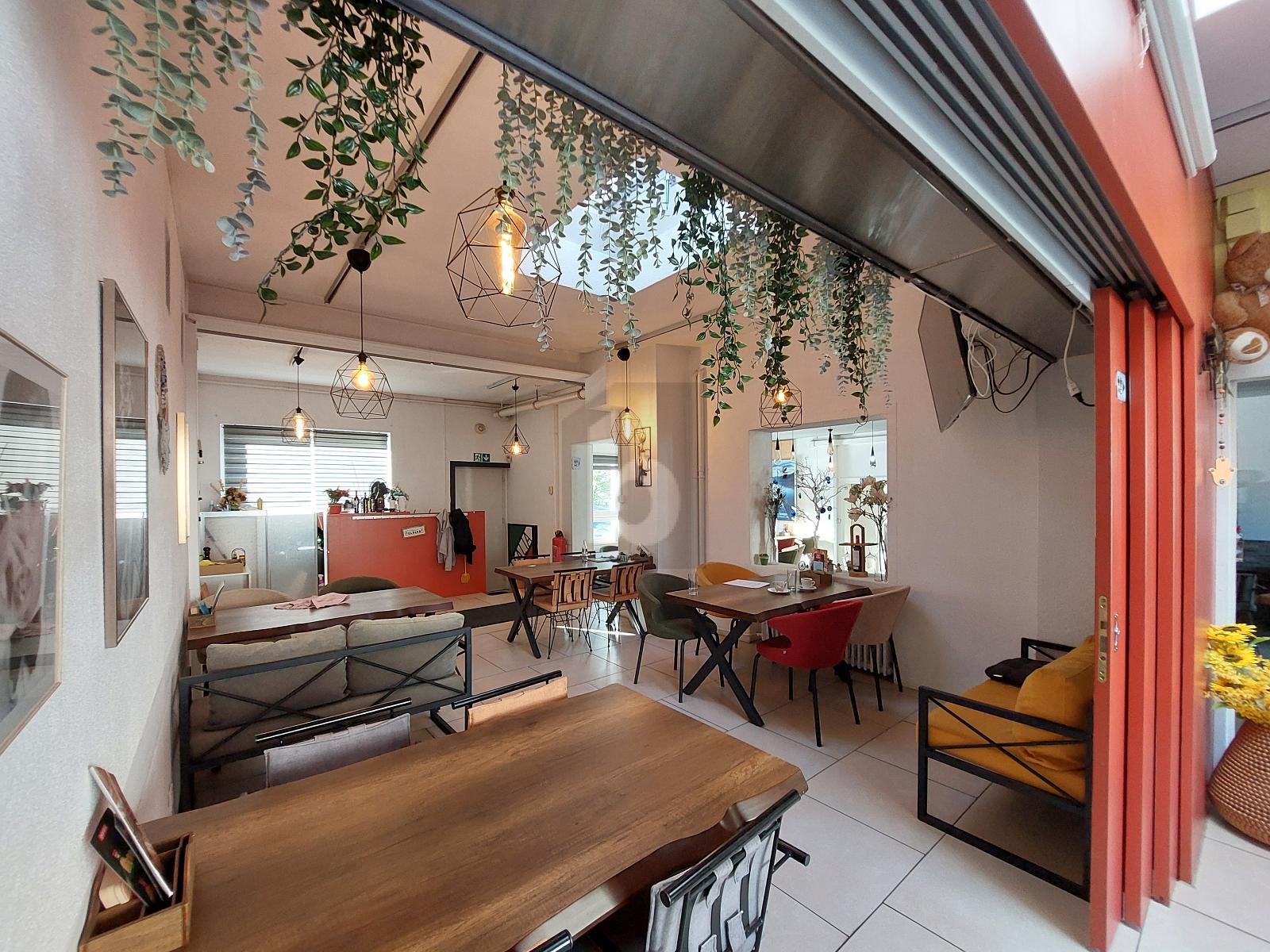 STILVOLL RENOVIERT MIT TERRASSE AN ZENTRALER LAGE! - 4