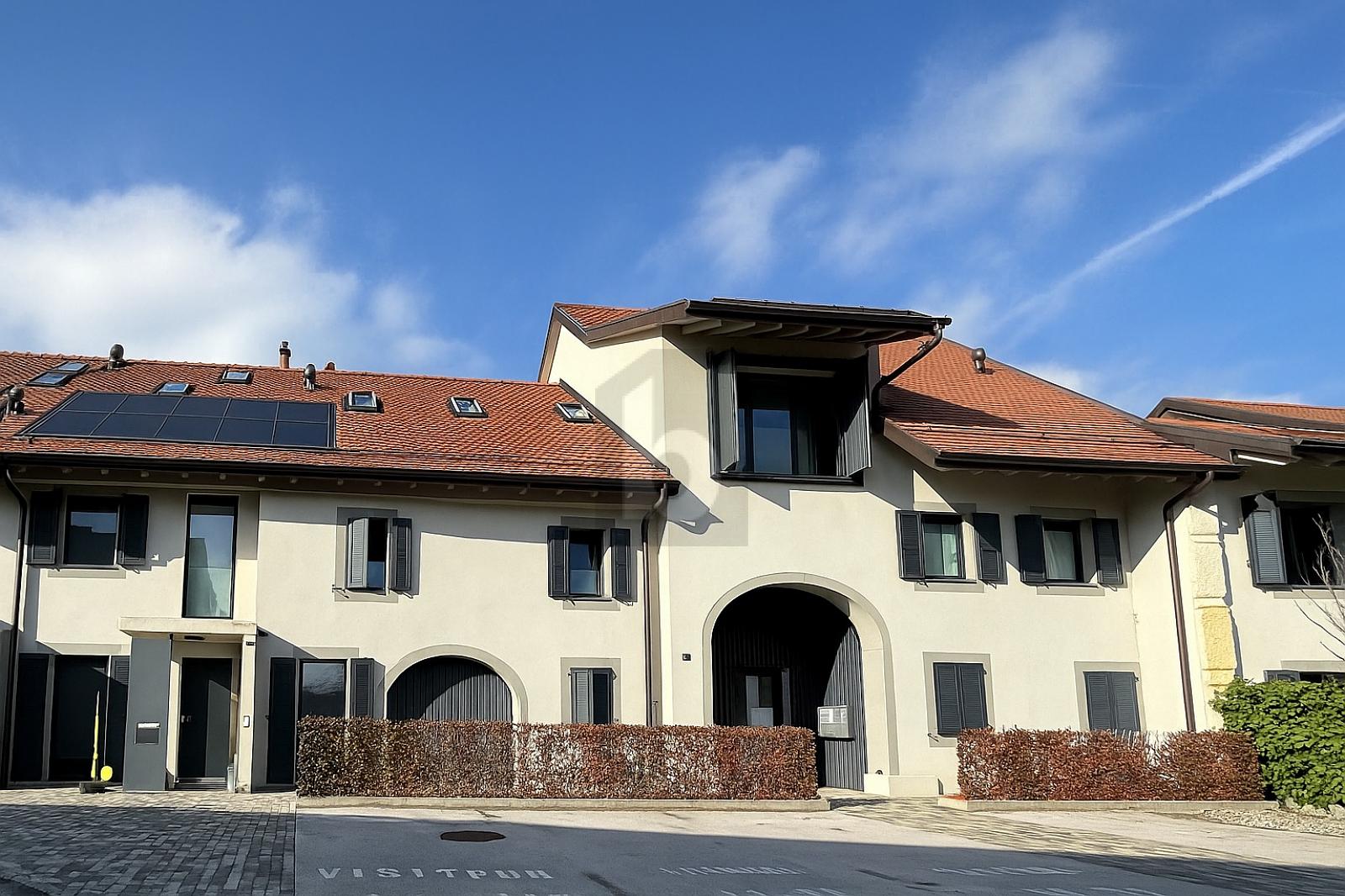 DUPLEX MODERNE DE HAUT STANDING AVEC VUE LAC - 0