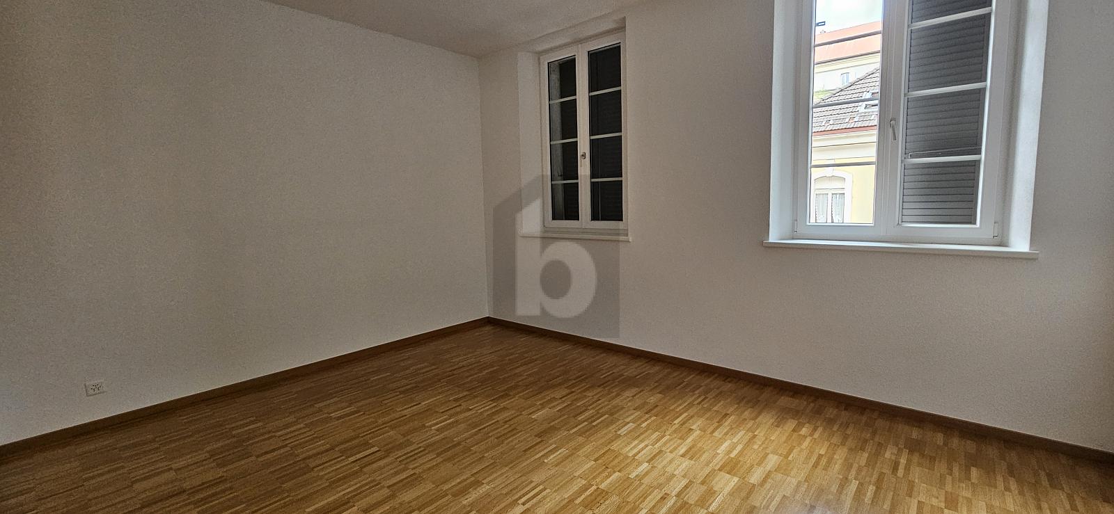 PROCHE DU CENTRE VILLE - 3