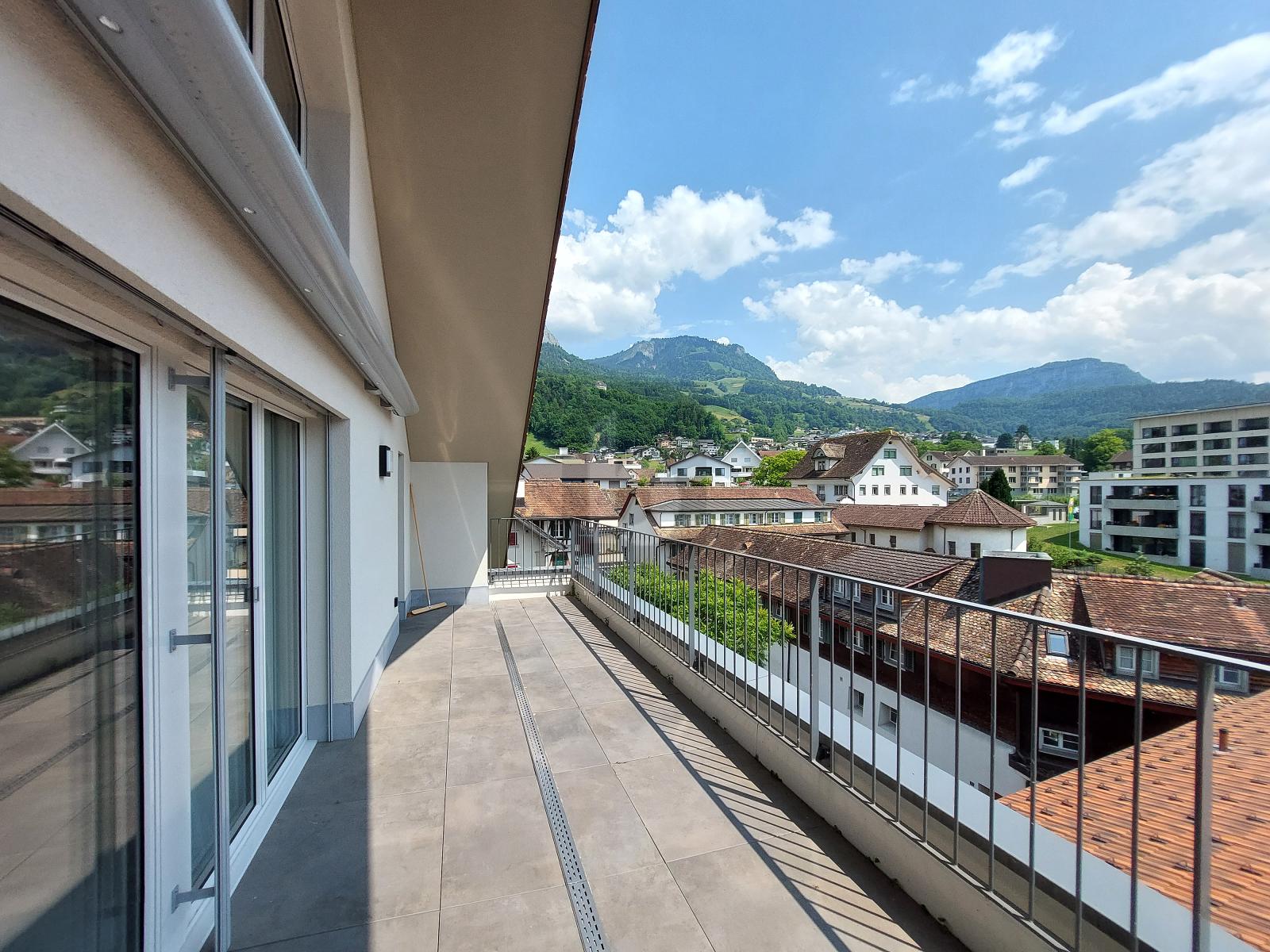 MODERN TRIFFT CHARME / MIT GROSSER TERRASSE - 0