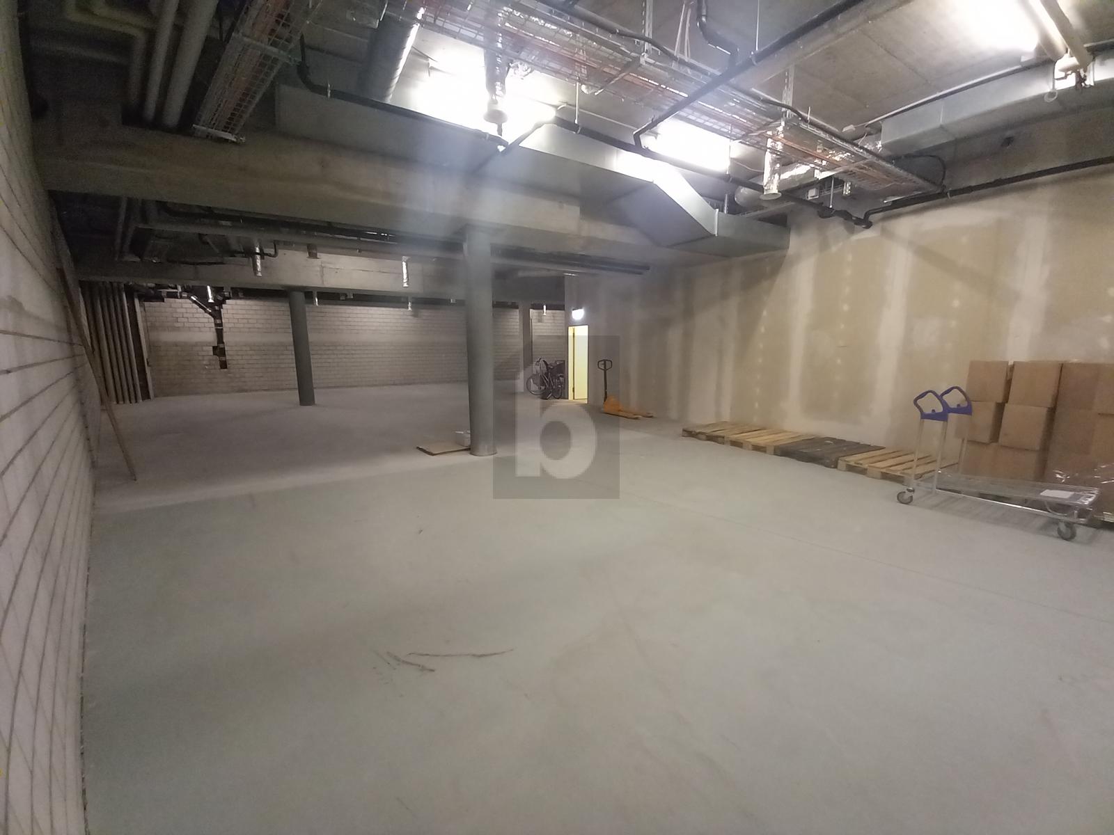 LAGERRAUM AN TOP STANDORT - 3