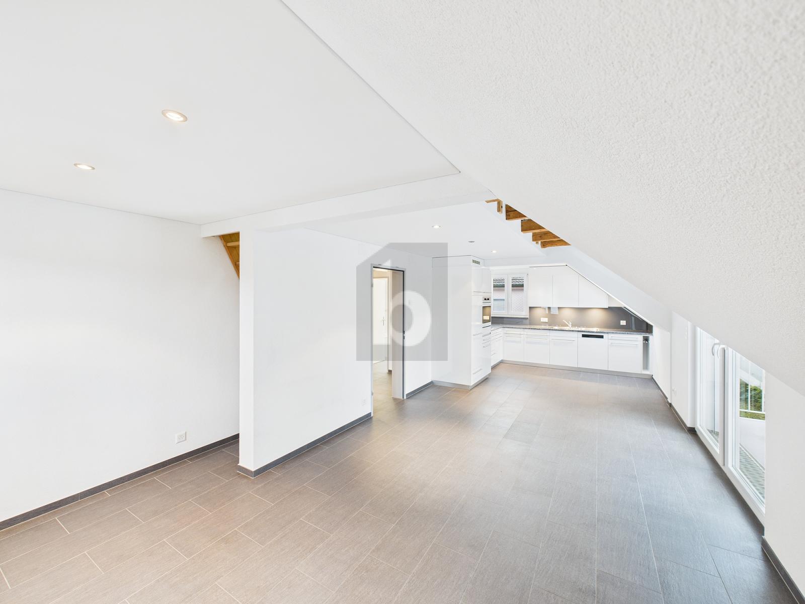 ZENTRAL, NATURNAH MIT GROSSER KÜCHE - 1