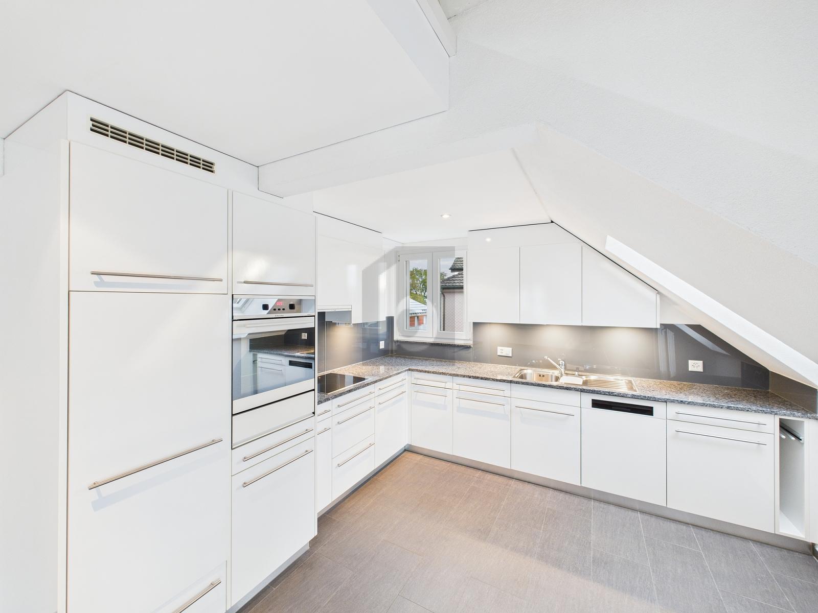 ZENTRAL, NATURNAH MIT GROSSER KÜCHE - 2