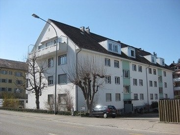 Helle Dachwohnung mit Balkon - 0