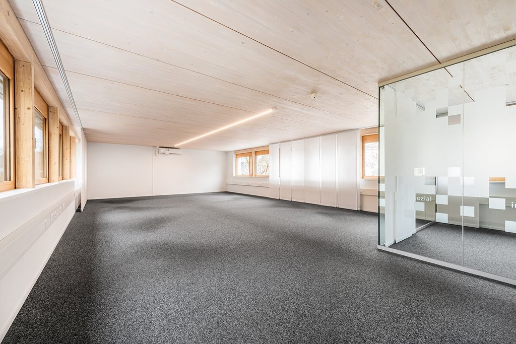 Schöne Büroflächen in Gehdistanz zum Bahnhof Gossau sucht Sie! - 2