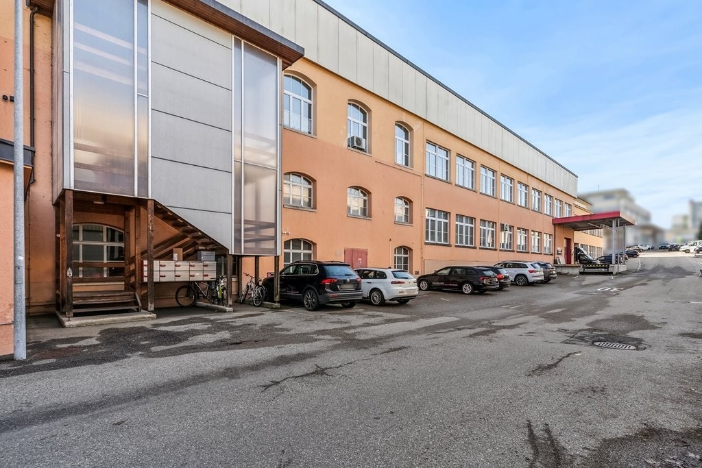 Büro- und Gewerbeflächen im Gewerbezentrum Walke - 0