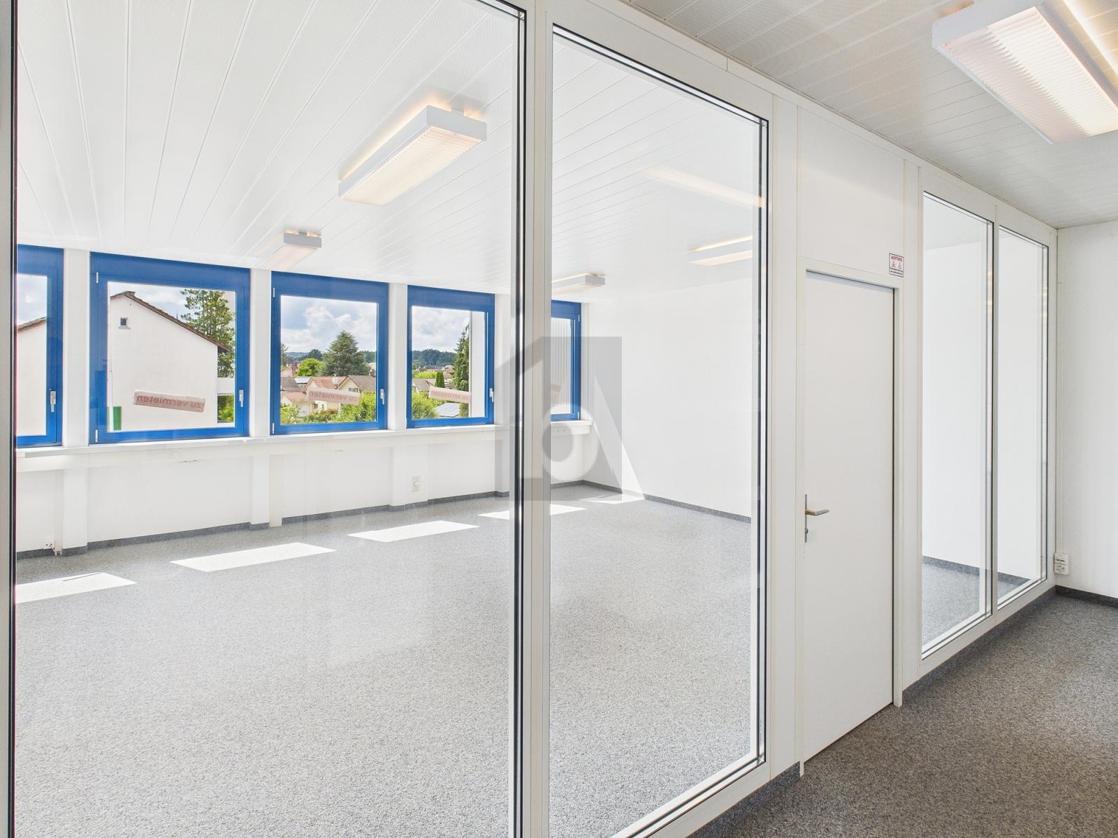 ERFOLG BEGINNT AN DIESEM STANDORT - 0