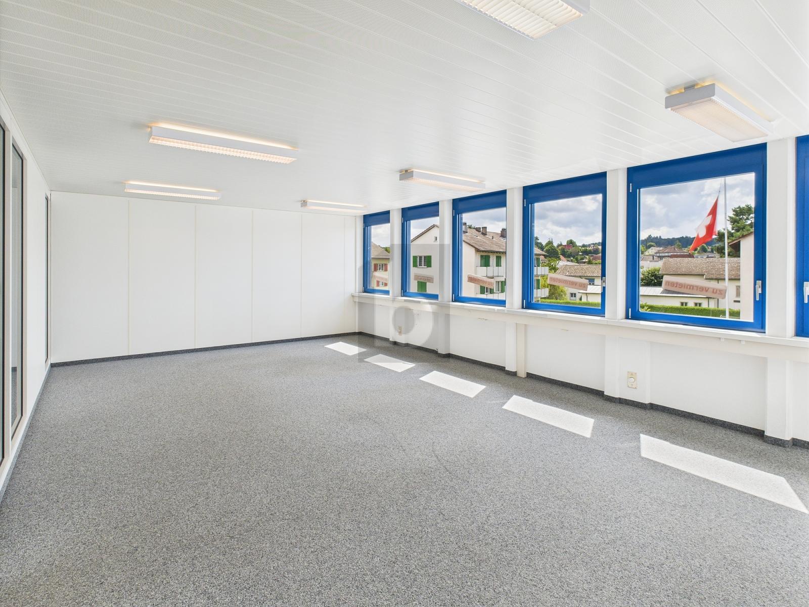 ERFOLG BEGINNT AN DIESEM STANDORT - 1