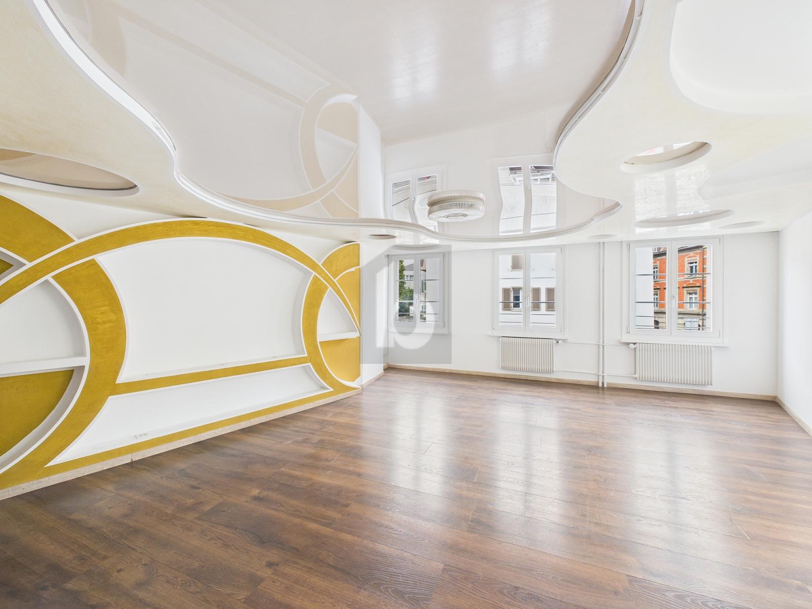 EXKLUSIV UND FRISCH SANIERT - 0