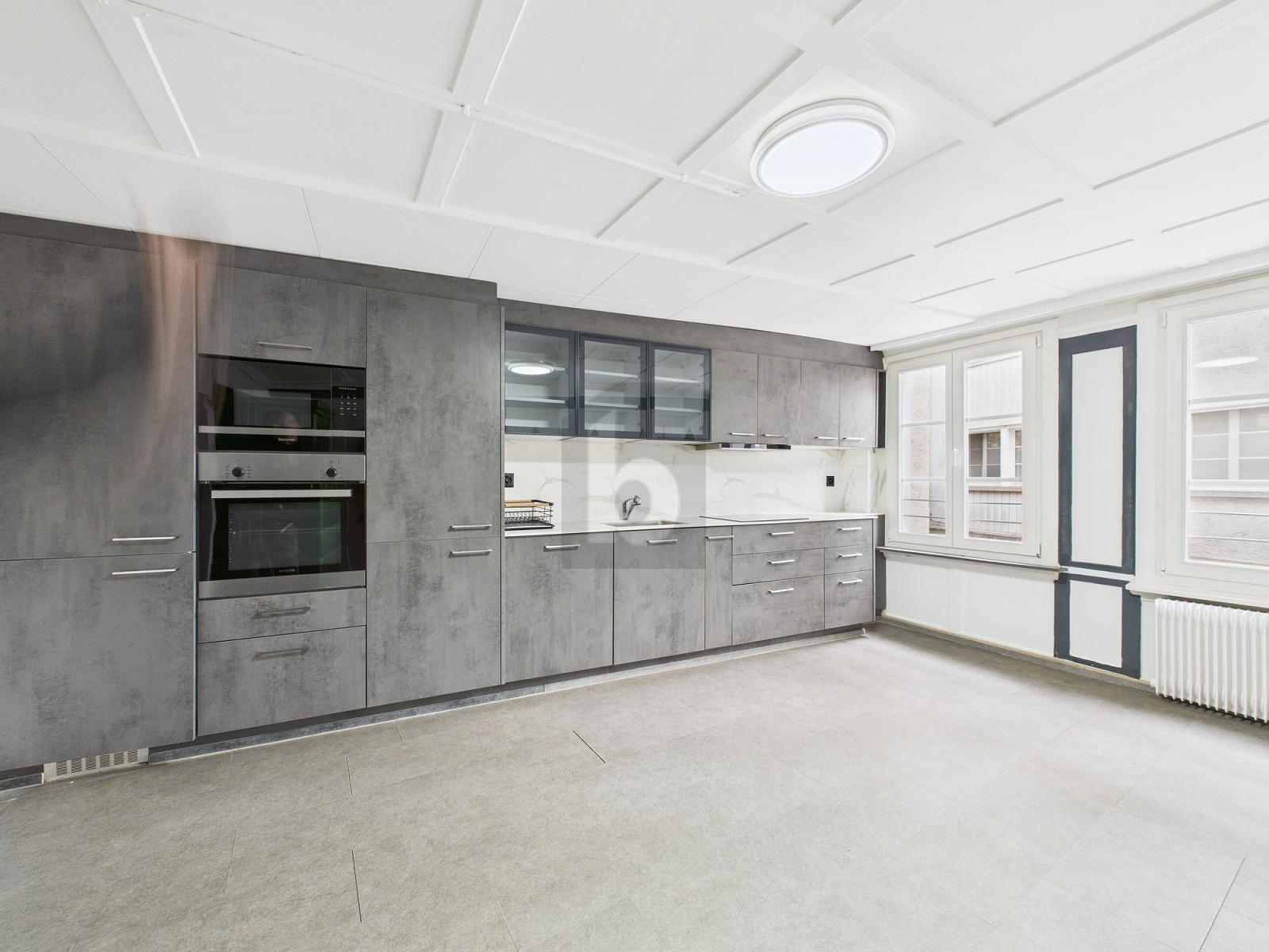 EXKLUSIV UND FRISCH SANIERT - 1