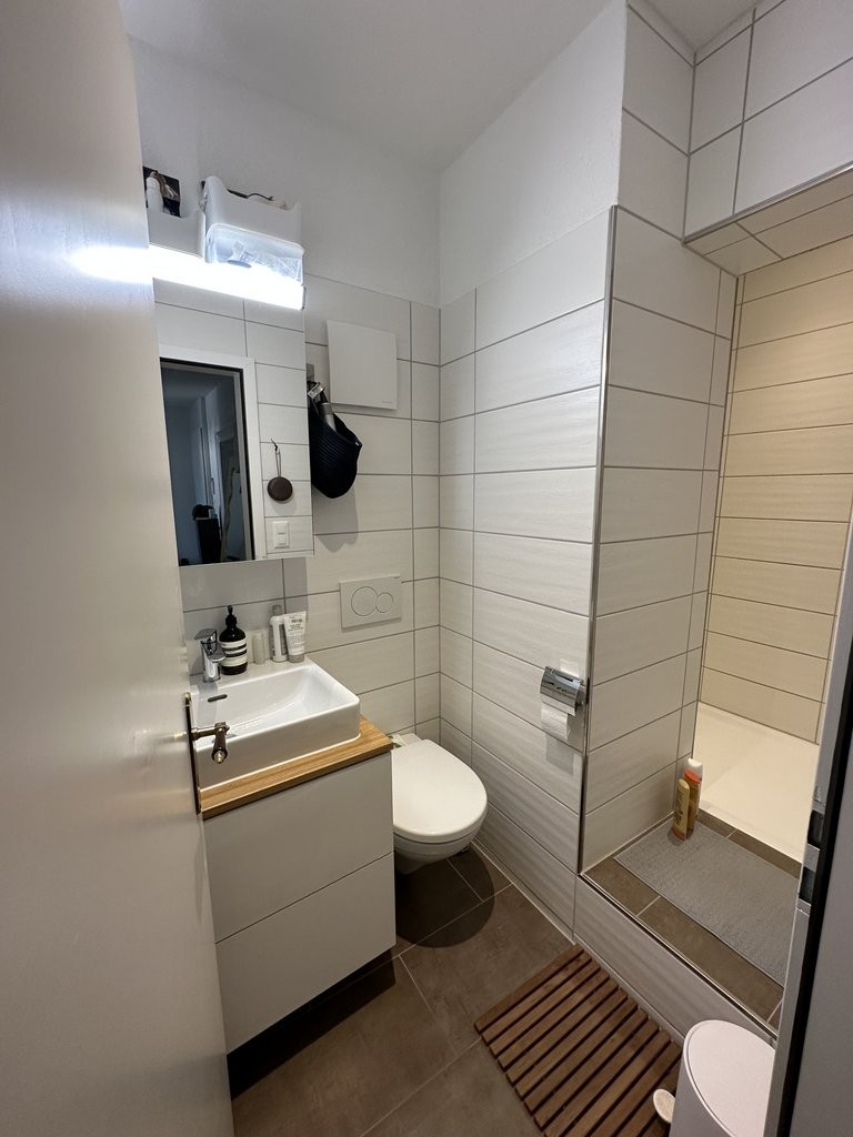 Helle Altbauwohnung mit Dachterasse - 6