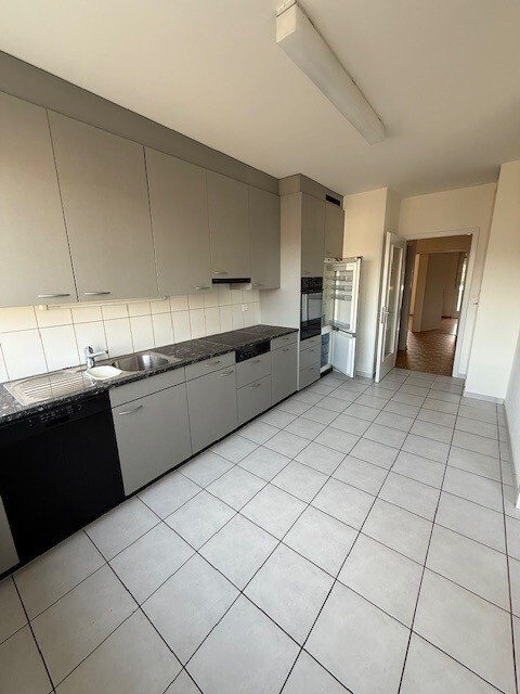 Perfekte Familienwohnung im Dorfkern von Reinach - 4