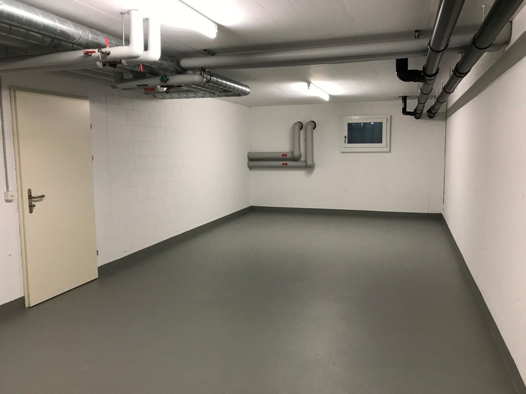 Grosszügiger Lagerraum zum Basteln - 2