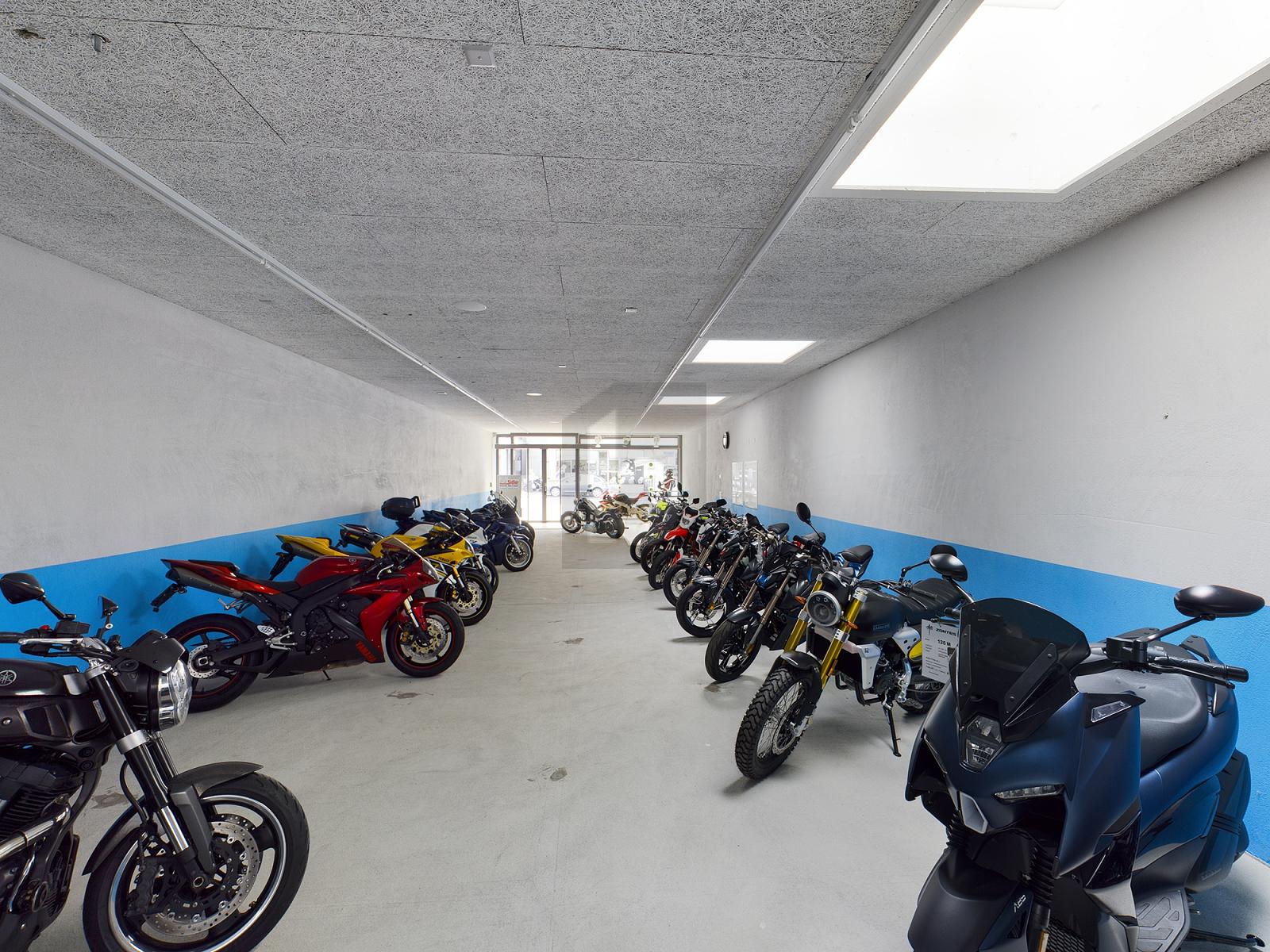 IM HERZEN VON HOCHDORF - 0