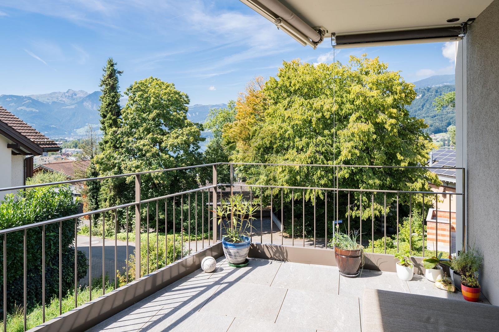 LUXURIÖS MIT TRAUMHAFTER AUSSICHT - 0